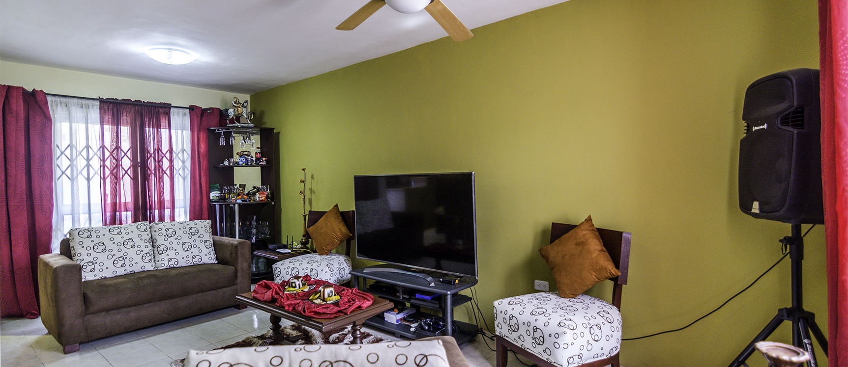 Casa en venta en la Urbanización Malaga 1, Vía Salitre GeoBienes - Casa en venta en la Urbanización Malaga 1, Vía Salitre - Plusvalia Guayaquil Casas de venta y alquiler Inmobiliaria Ecuador