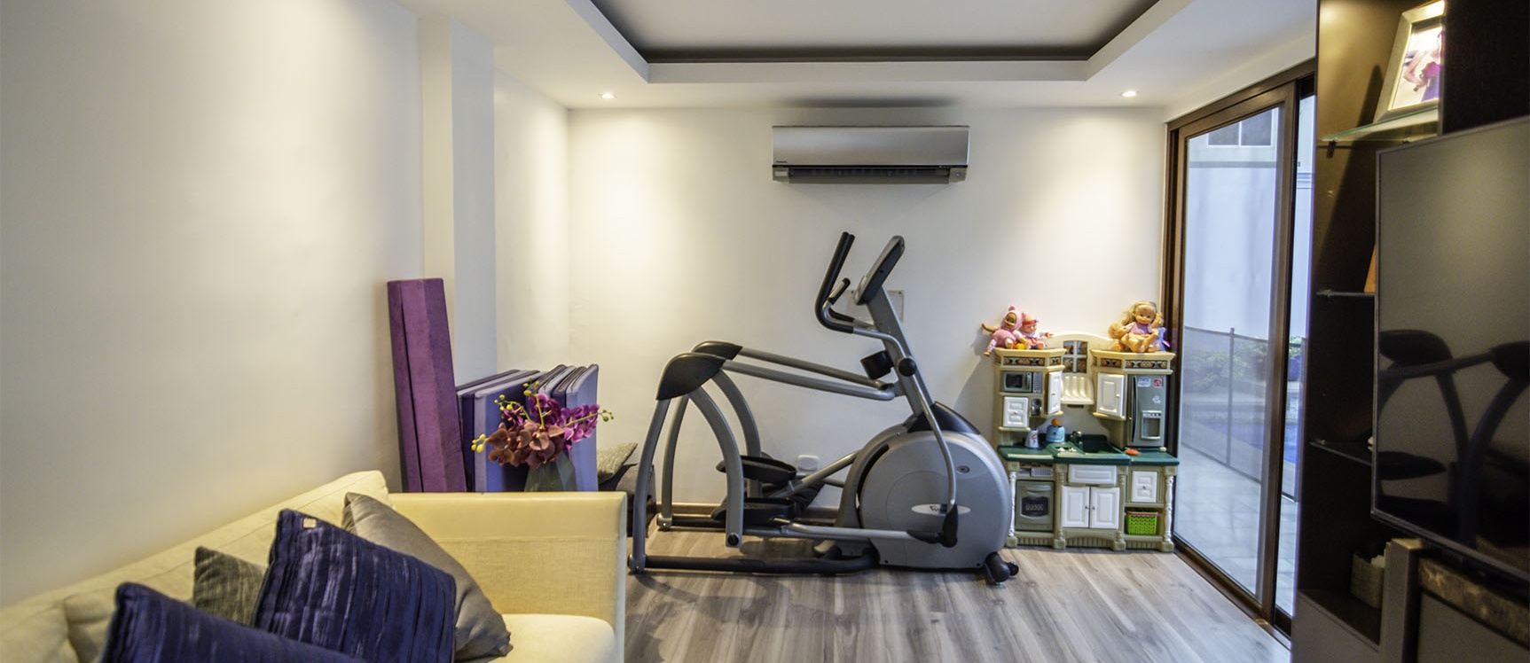 Casa en venta en la Urbanización Terrasol, Vía a Samborondón GeoBienes - Casa en venta en la Urbanización Terrasol, Vía a Samborondón - Plusvalia Guayaquil Casas de venta y alquiler Inmobiliaria Ecuador