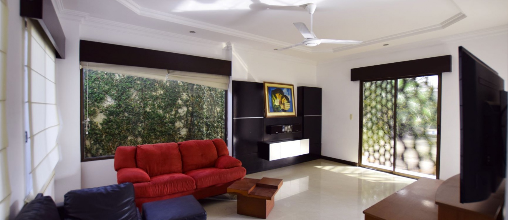 Casa en venta en Laguna del Sol, Vía Samborondón GeoBienes - Casa en venta en Laguna del Sol, Vía Samborondón - Plusvalia Guayaquil Casas de venta y alquiler Inmobiliaria Ecuador