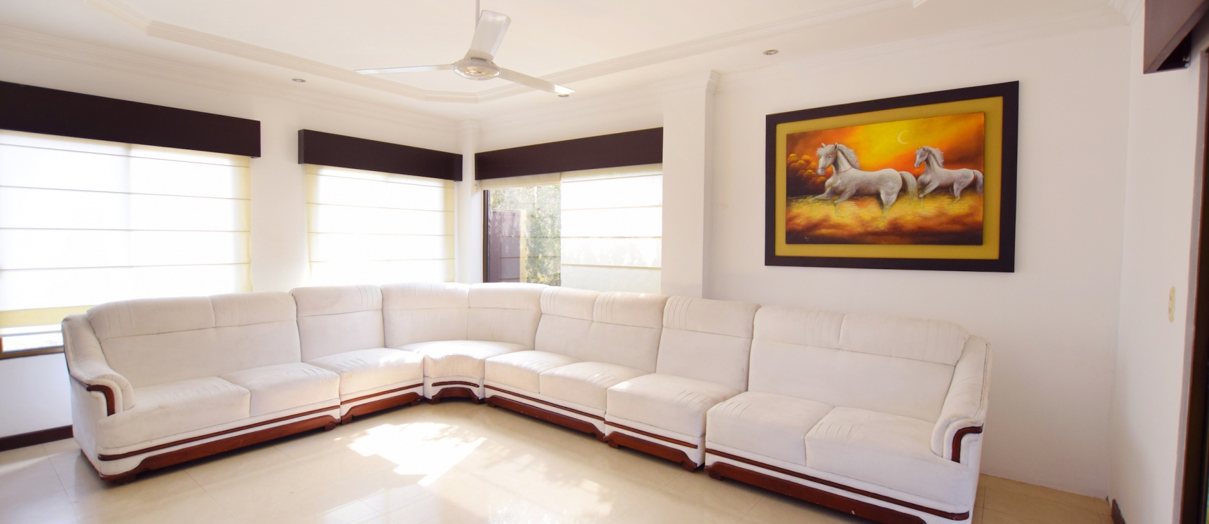 Casa en venta en Laguna del Sol, Vía Samborondón GeoBienes - Casa en venta en Laguna del Sol, Vía Samborondón - Plusvalia Guayaquil Casas de venta y alquiler Inmobiliaria Ecuador