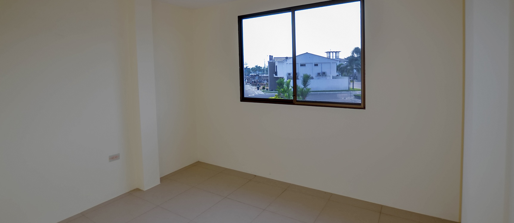 GeoBienes - Casa en venta en Mallorca Village sector vía a Samborondón - Plusvalia Guayaquil Casas de venta y alquiler Inmobiliaria Ecuador