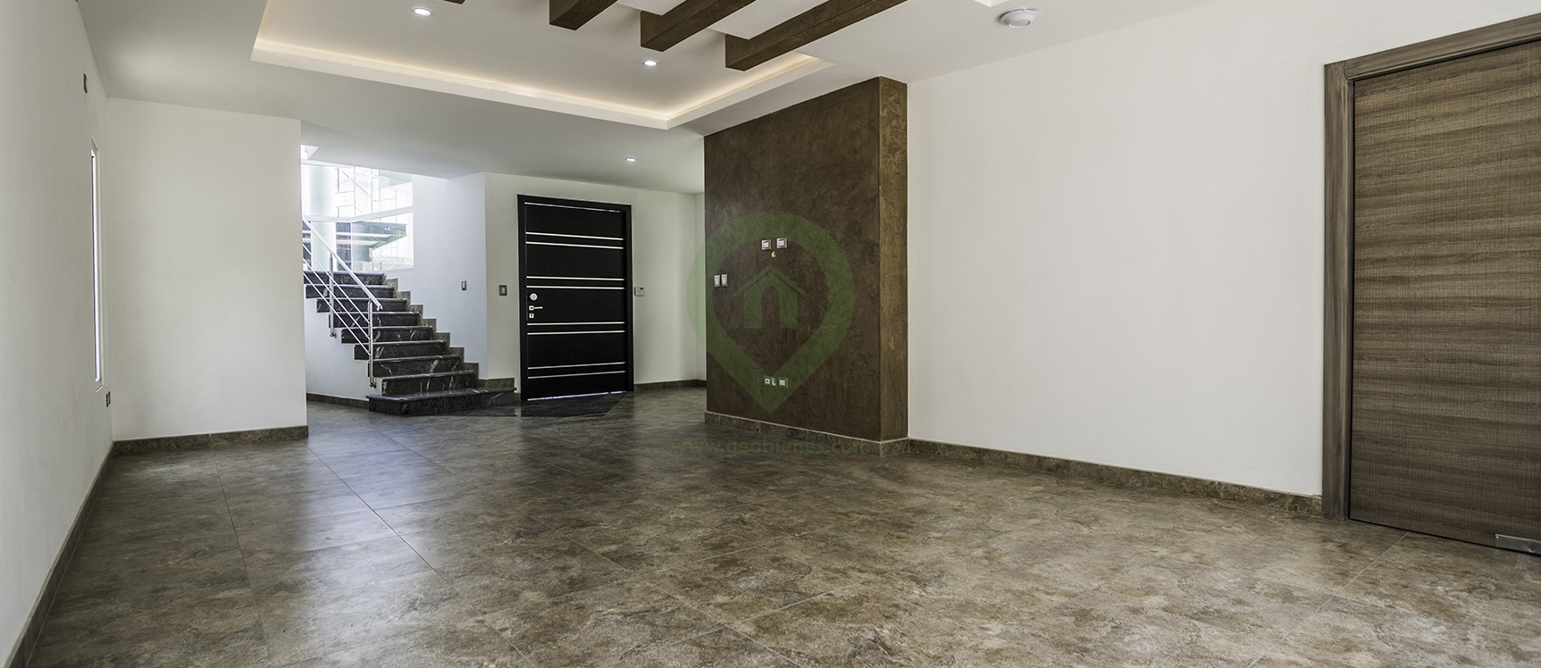 Casa en Venta en Mocolí Gardens en Vía a Samborondón GeoBienes - Casa en venta Villa 5 en Mocolí Gardens en Vía a Samborondón - Plusvalia Guayaquil Casas de venta y alquiler Inmobiliaria Ecuador