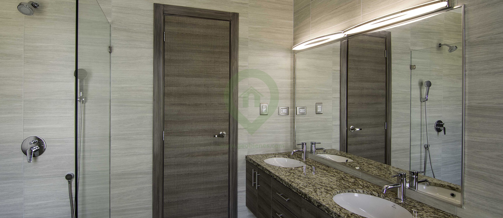 Casa en Venta en Mocolí Gardens en Vía a Samborondón GeoBienes - Casa en venta Villa 5 en Mocolí Gardens en Vía a Samborondón - Plusvalia Guayaquil Casas de venta y alquiler Inmobiliaria Ecuador