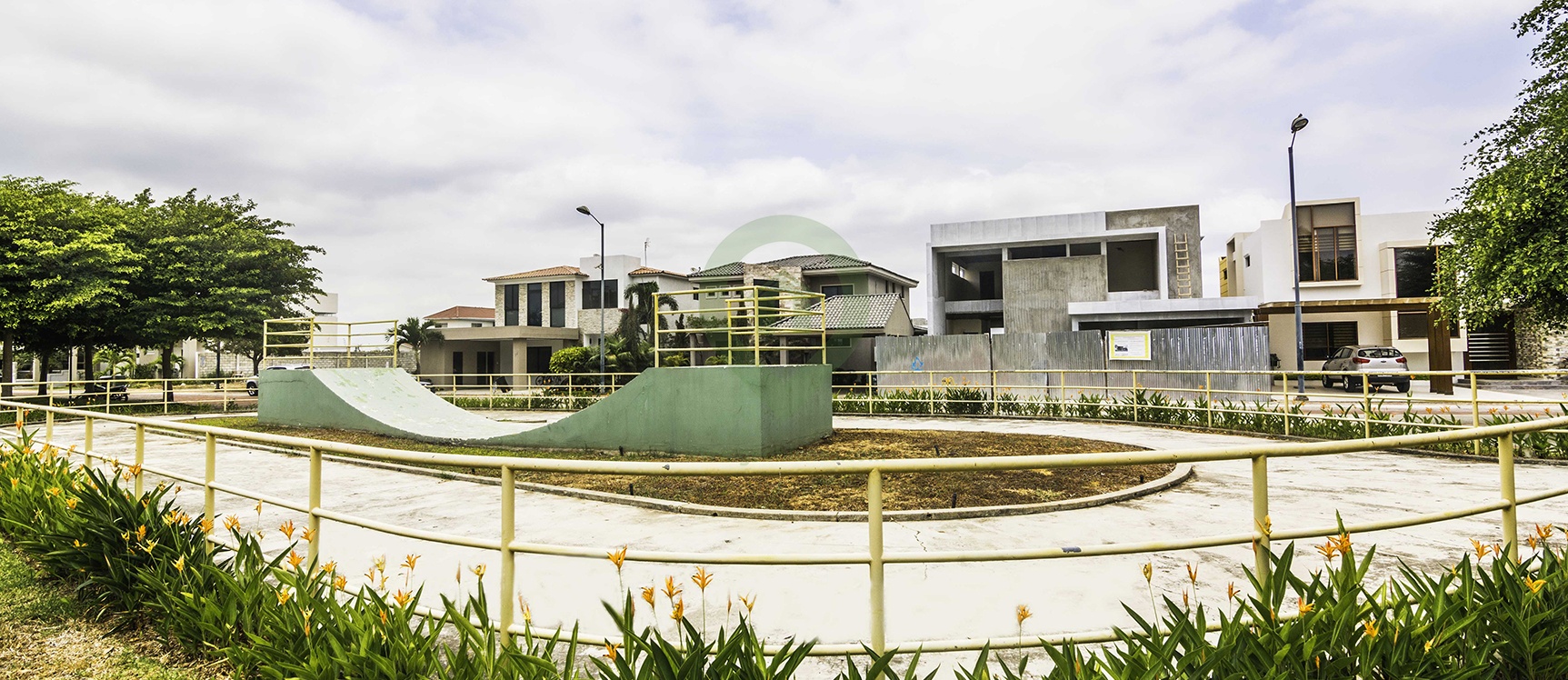 Casa en Venta en Mocolí Gardens en Vía a Samborondón GeoBienes - Casa en venta Villa 5 en Mocolí Gardens en Vía a Samborondón - Plusvalia Guayaquil Casas de venta y alquiler Inmobiliaria Ecuador