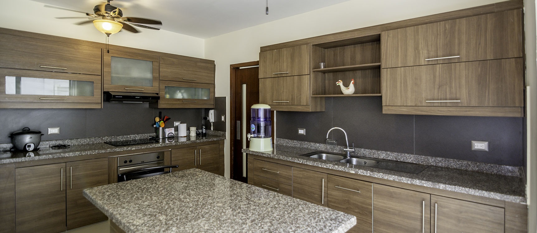 Casa en venta en Puerto Azul, Vía a la Costa GeoBienes - Casa en venta en Puerto Azul, Vía a la Costa - Plusvalia Guayaquil Casas de venta y alquiler Inmobiliaria Ecuador