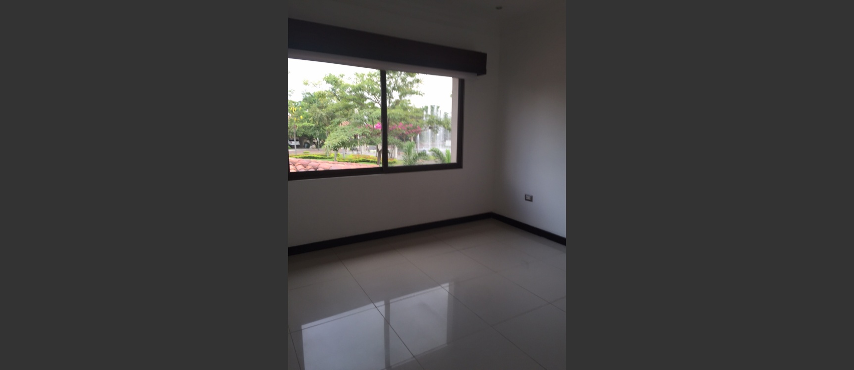 Casa en Venta en Samborondon -Urbanización Terrasol GeoBienes - Casa en Venta en Samborondon -Urbanización Terrasol - Plusvalia Guayaquil Casas de venta y alquiler Inmobiliaria Ecuador