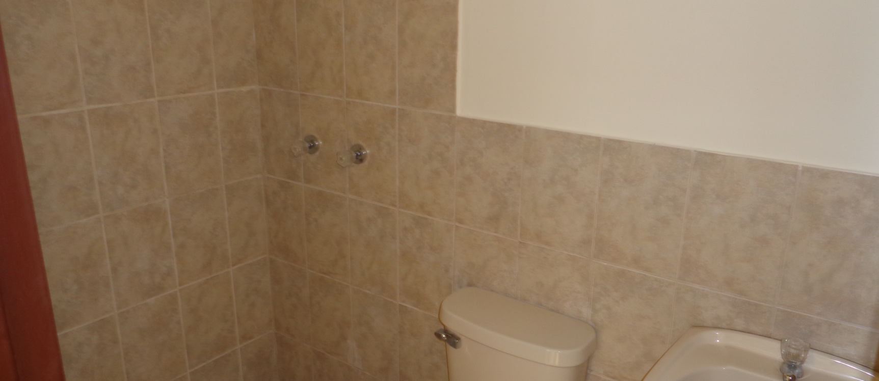 Casa en Venta en SamboCity de oportunidad. GeoBienes - Casa en Venta en Samborondón, Urb. SamboCity de oportunidad. - Plusvalia Guayaquil Casas de venta y alquiler Inmobiliaria Ecuador