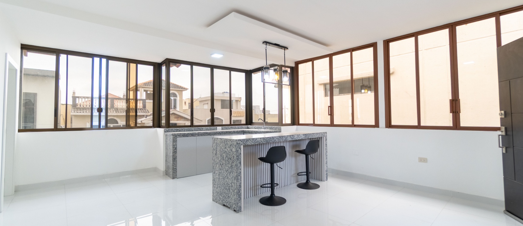 Casa en venta en Ubranización Goleta Alcance, Guayaquil GeoBienes - Casa en venta en Ubranización Goleta Alcance, Guayaquil - Plusvalia Guayaquil Casas de venta y alquiler Inmobiliaria Ecuador