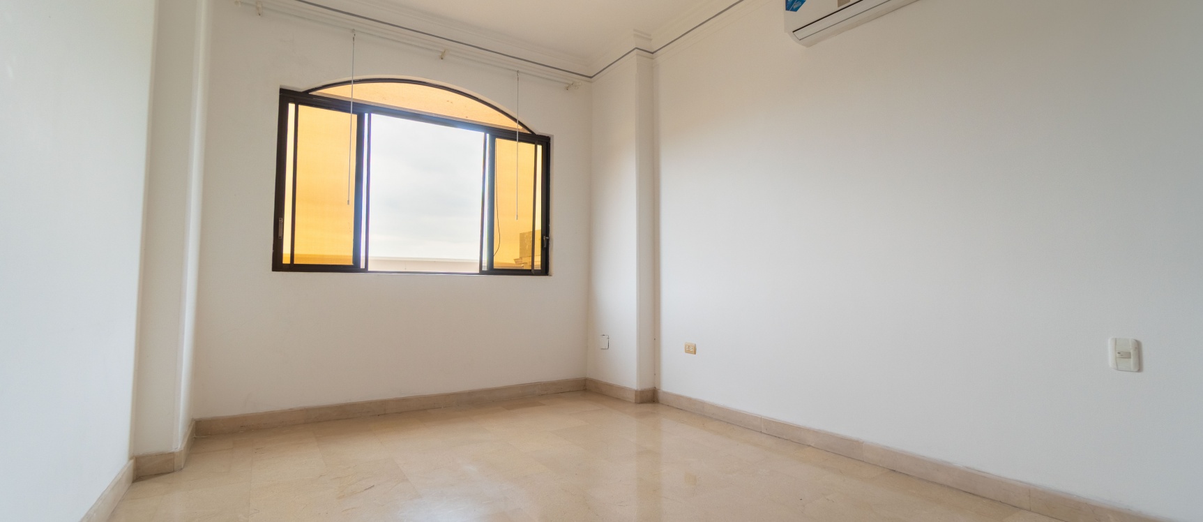 Casa en venta en Ubranización Goleta Alcance, Guayaquil GeoBienes - Casa en venta en Ubranización Goleta Alcance, Guayaquil - Plusvalia Guayaquil Casas de venta y alquiler Inmobiliaria Ecuador