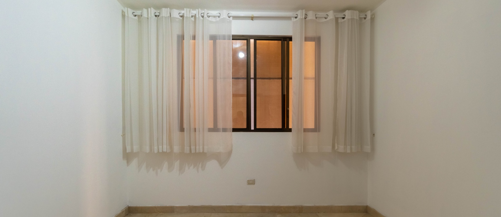 Casa en venta en Ubranización Goleta Alcance, Guayaquil GeoBienes - Casa en venta en Ubranización Goleta Alcance, Guayaquil - Plusvalia Guayaquil Casas de venta y alquiler Inmobiliaria Ecuador