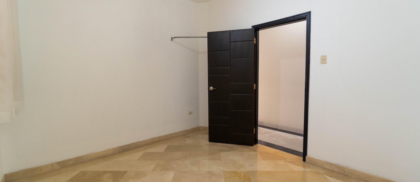 Casa en venta en Ubranización Goleta Alcance, Guayaquil GeoBienes - Casa en venta en Ubranización Goleta Alcance, Guayaquil - Plusvalia Guayaquil Casas de venta y alquiler Inmobiliaria Ecuador