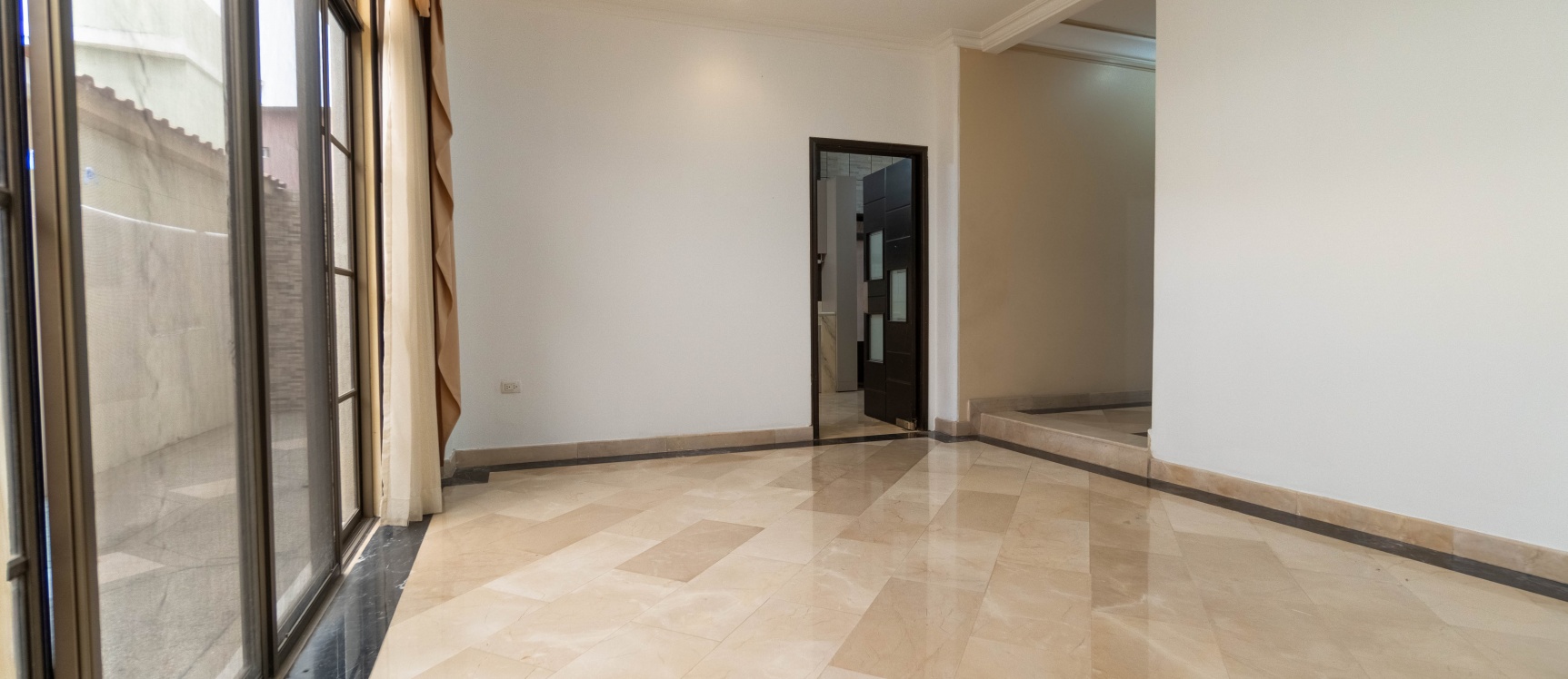 Casa en venta en Ubranización Goleta Alcance, Guayaquil GeoBienes - Casa en venta en Ubranización Goleta Alcance, Guayaquil - Plusvalia Guayaquil Casas de venta y alquiler Inmobiliaria Ecuador