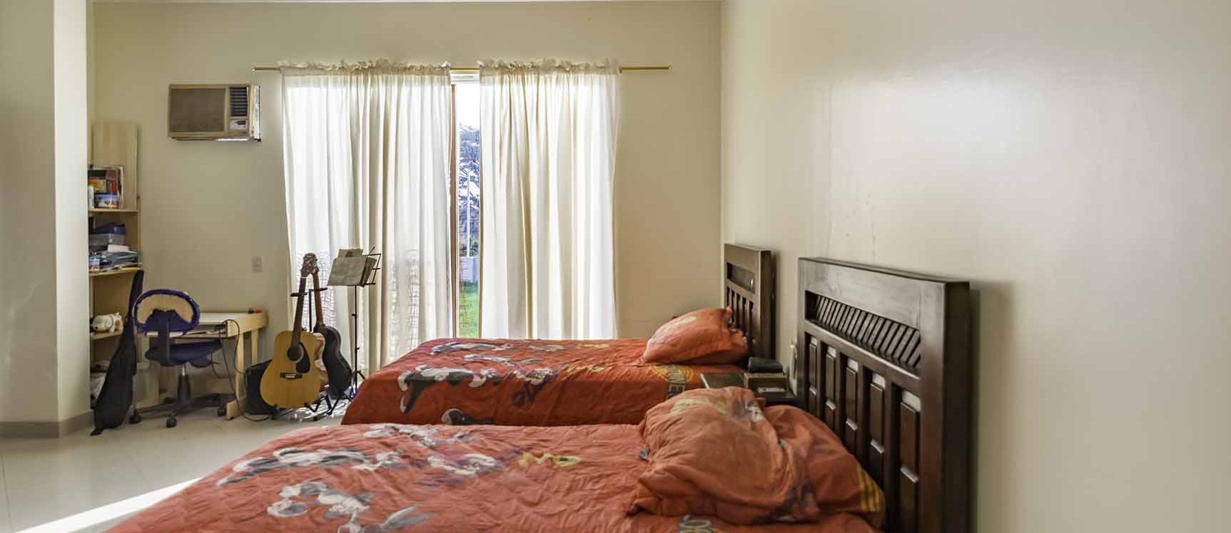 Casa en venta en Urb. El Cortijo vía a Samborondón GeoBienes - Casa en venta en Urb. El Cortijo vía a Samborondón - Plusvalia Guayaquil Casas de venta y alquiler Inmobiliaria Ecuador