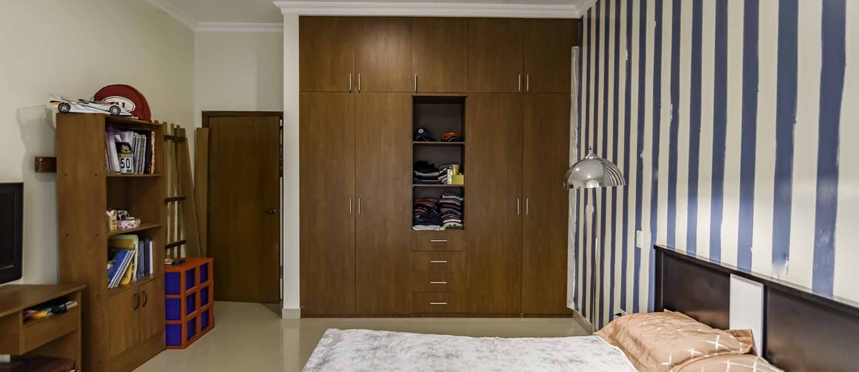Casa en venta en Urb. El Cortijo vía a Samborondón GeoBienes - Casa en venta en Urb. El Cortijo vía a Samborondón - Plusvalia Guayaquil Casas de venta y alquiler Inmobiliaria Ecuador