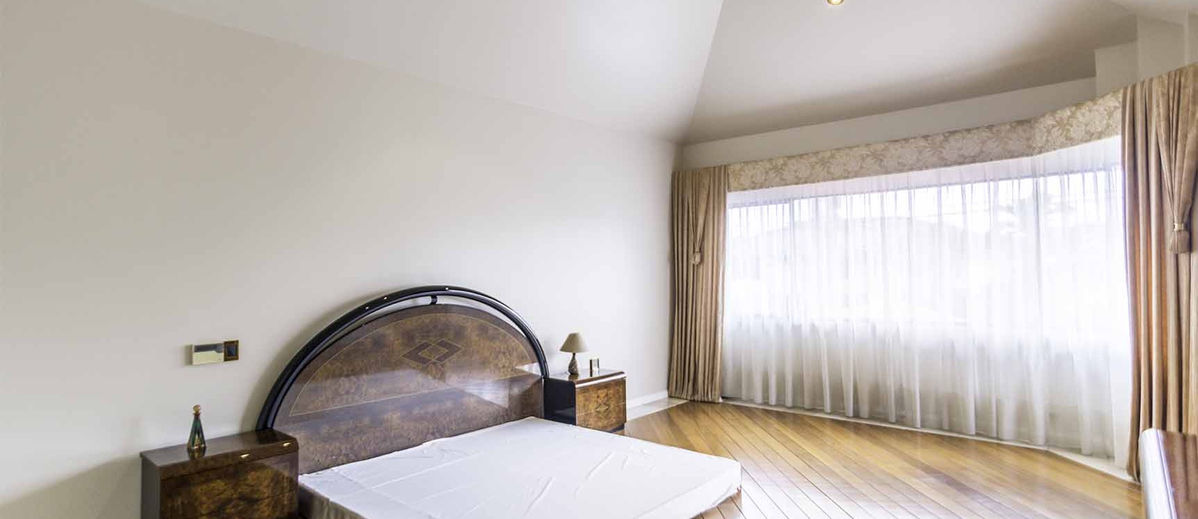 Casa en Venta en Urb. Río Grande, Vía a Samborondón GeoBienes - Casa en Venta en Urb. Río Grande, Vía a Samborondón - Plusvalia Guayaquil Casas de venta y alquiler Inmobiliaria Ecuador