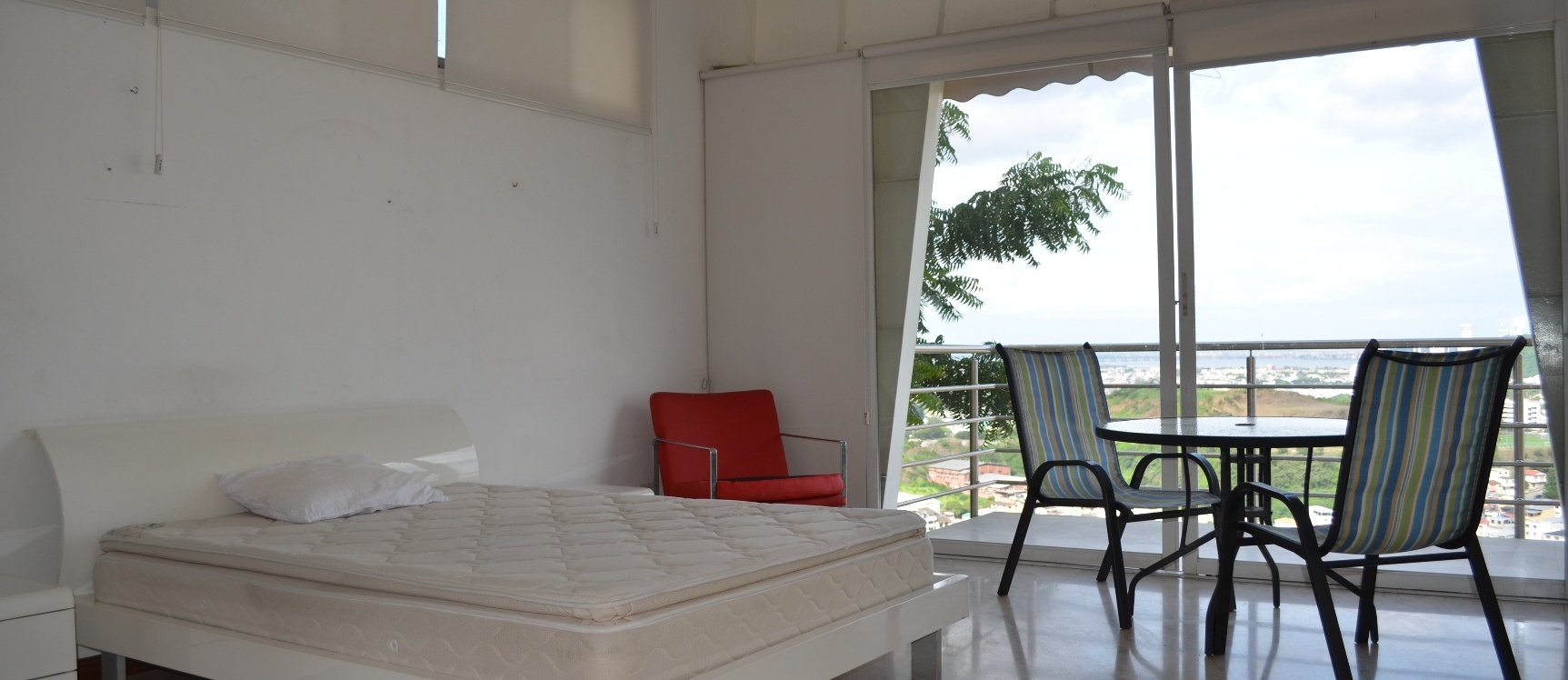 Casa en venta en urbanización Bellavista sector centro sur GeoBienes - Casa en venta en urbanización Bellavista sector centro sur - Plusvalia Guayaquil Casas de venta y alquiler Inmobiliaria Ecuador