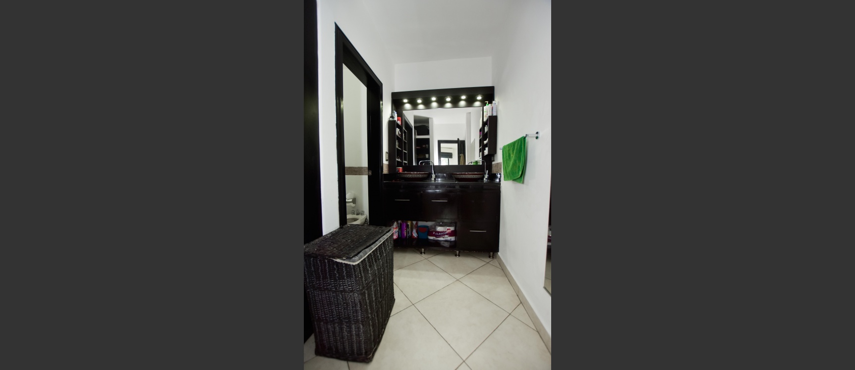 Casa en venta en urbanización Bouganville GeoBienes - Casa en venta en Vía Samborondón km 2.5 - Urb. Bouganville - Plusvalia Guayaquil Casas de venta y alquiler Inmobiliaria Ecuador