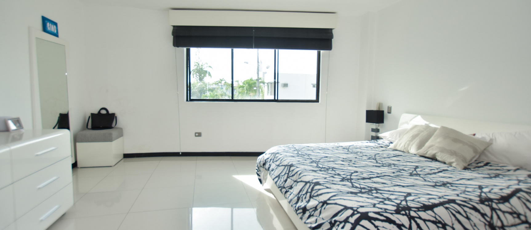 Casa en venta en urbanización Bouganville GeoBienes - Casa en venta en Vía Samborondón km 2.5 - Urb. Bouganville - Plusvalia Guayaquil Casas de venta y alquiler Inmobiliaria Ecuador