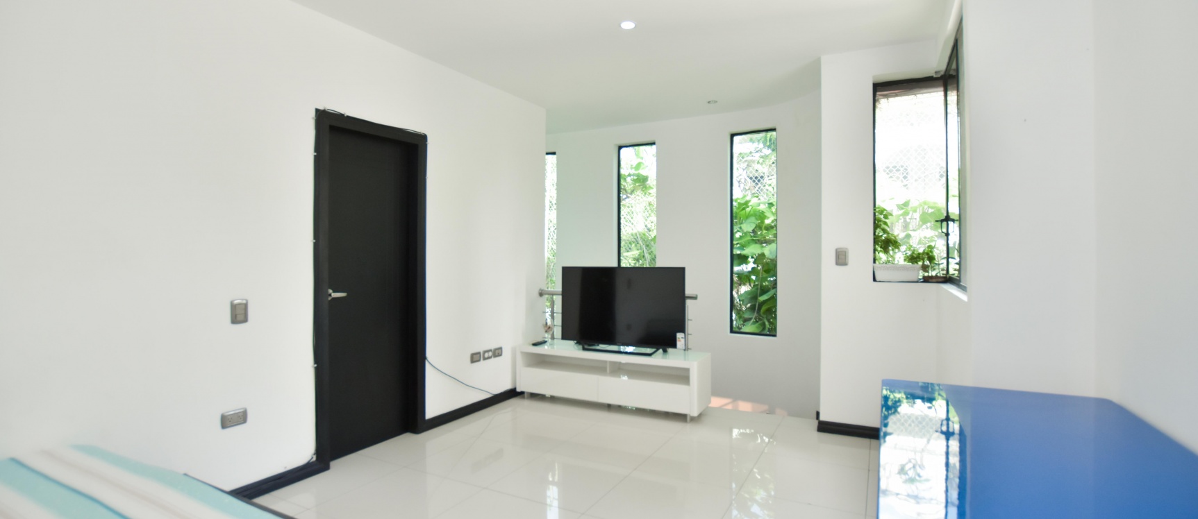 Casa en venta en urbanización Bouganville GeoBienes - Casa en venta en Vía Samborondón km 2.5 - Urb. Bouganville - Plusvalia Guayaquil Casas de venta y alquiler Inmobiliaria Ecuador