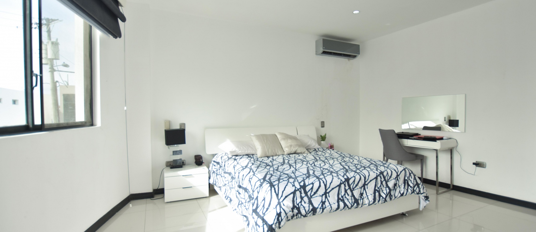Casa en venta en urbanización Bouganville GeoBienes - Casa en venta en urbanización Bouganville - Plusvalia Guayaquil Casas de venta y alquiler Inmobiliaria Ecuador