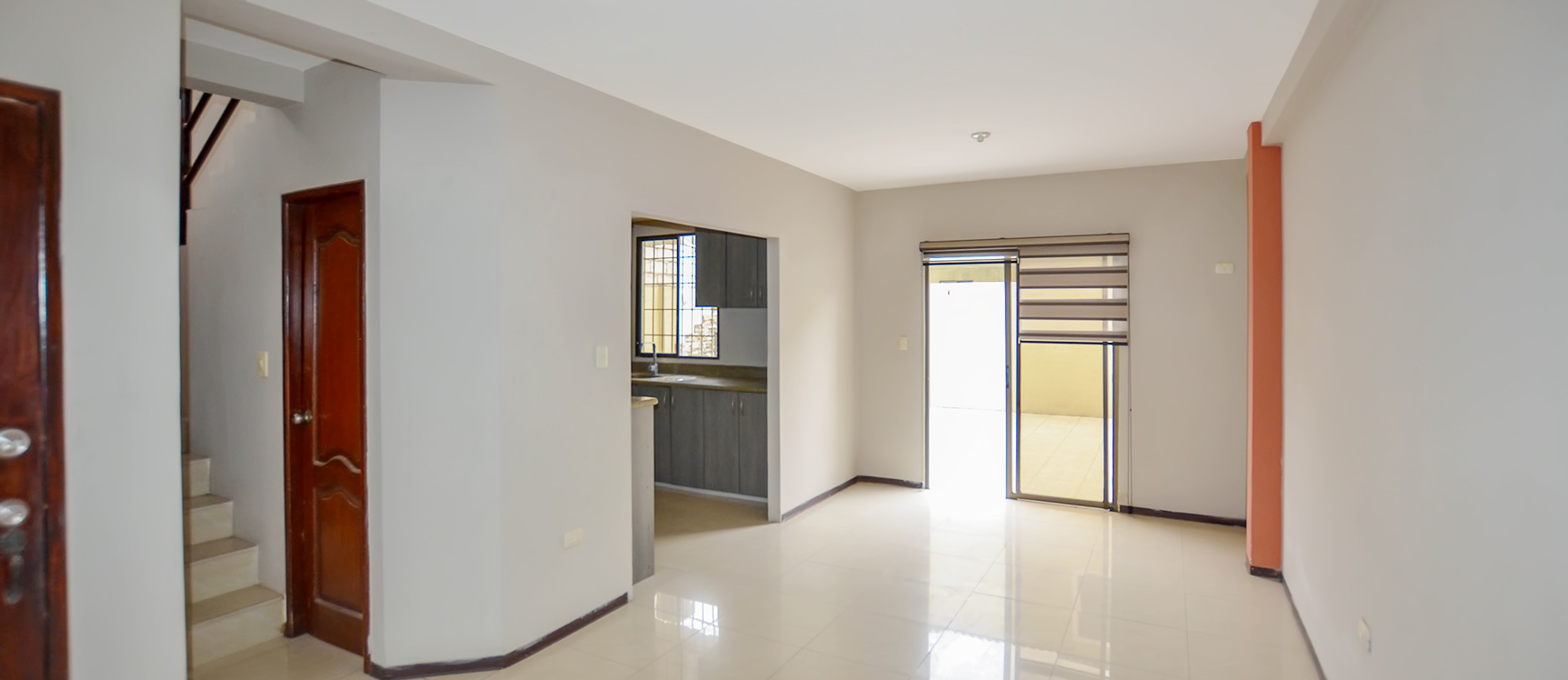 Casa en venta en urbanización La Joya sector Vía a Daule GeoBienes - Casa en venta en urbanización La Joya sector Vía a Daule - Plusvalia Guayaquil Casas de venta y alquiler Inmobiliaria Ecuador