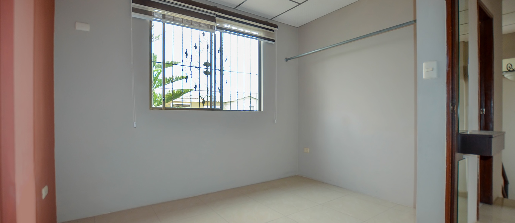 Casa en venta en urbanización La Joya sector Vía a Daule GeoBienes - Casa en venta en urbanización La Joya sector Vía a Daule - Plusvalia Guayaquil Casas de venta y alquiler Inmobiliaria Ecuador