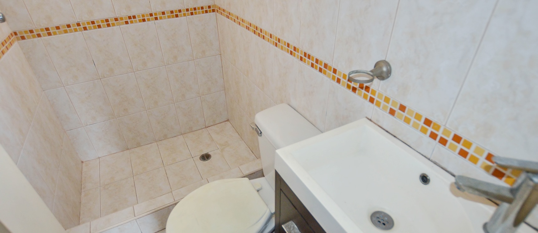 Casa en venta en urbanización La Joya sector Vía a Daule GeoBienes - Casa en venta en urbanización La Joya sector Vía a Daule - Plusvalia Guayaquil Casas de venta y alquiler Inmobiliaria Ecuador
