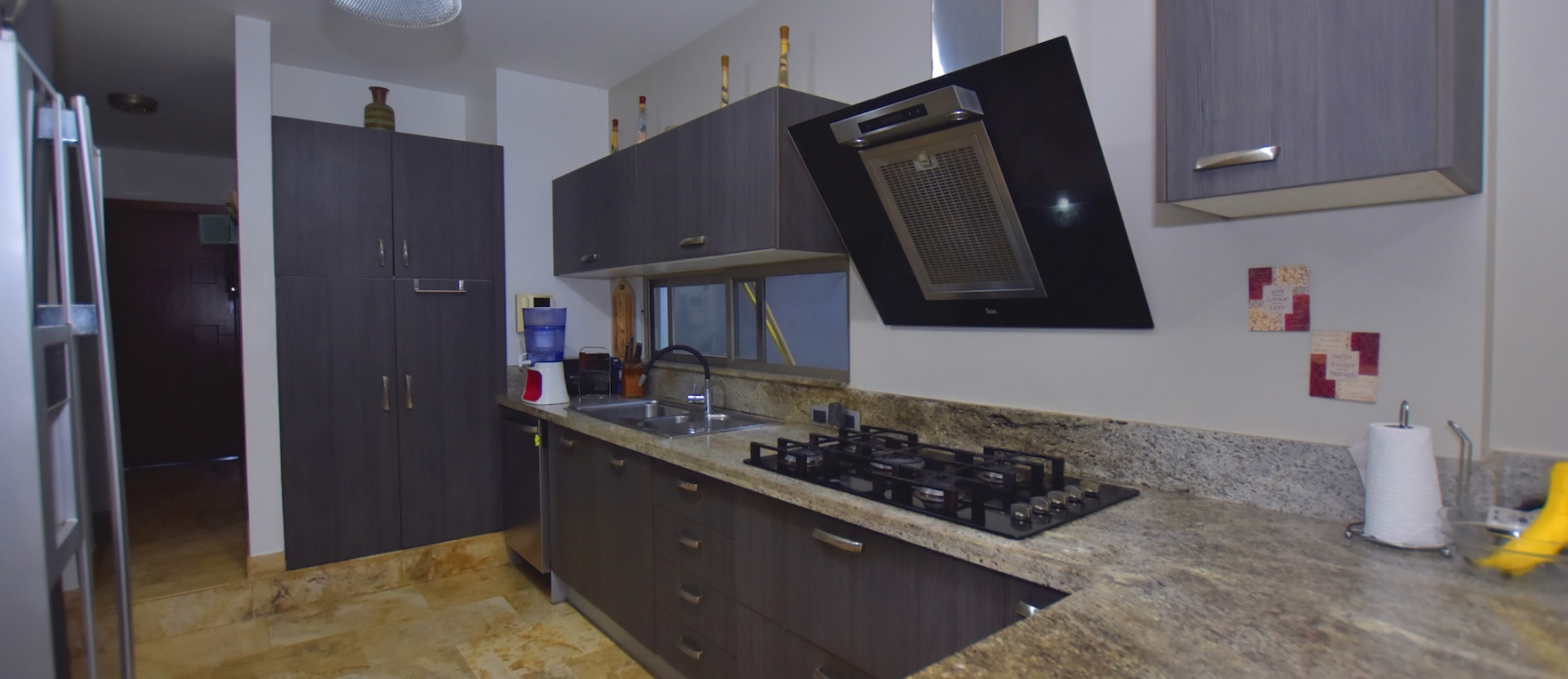 Casa en venta en urbanización Laguna del Sol, Samborondón GeoBienes - Casa en venta en urbanización Laguna del Sol, Samborondón - Plusvalia Guayaquil Casas de venta y alquiler Inmobiliaria Ecuador