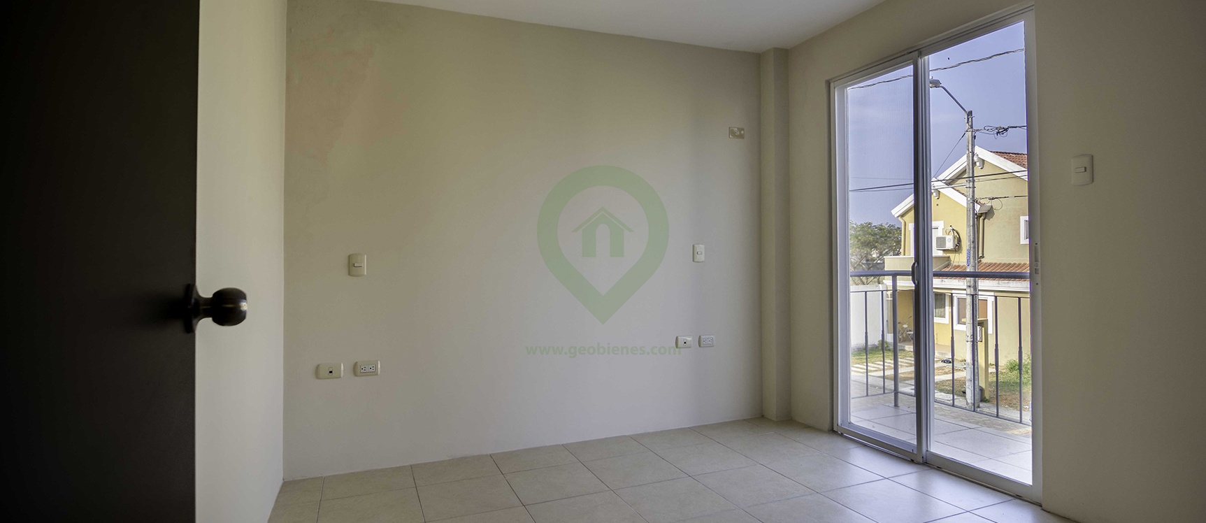 Casa en venta en Urbanización Marina D'or vía a Salitre GeoBienes - Casa en venta en Urbanización Marina D'or vía a Salitre - Plusvalia Guayaquil Casas de venta y alquiler Inmobiliaria Ecuador