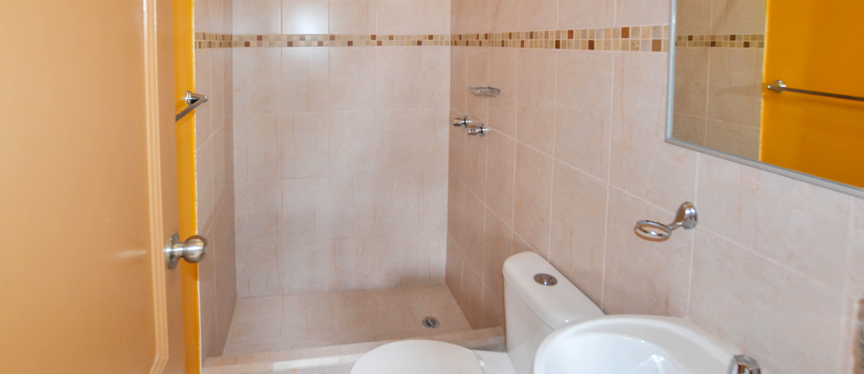Casa en venta en Urbanización Milán sector Vía Salitre - Samborondón GeoBienes - Casa en venta en Urbanización Milán sector Vía Salitre - Samborondón - Plusvalia Guayaquil Casas de venta y alquiler Inmobiliaria Ecuador