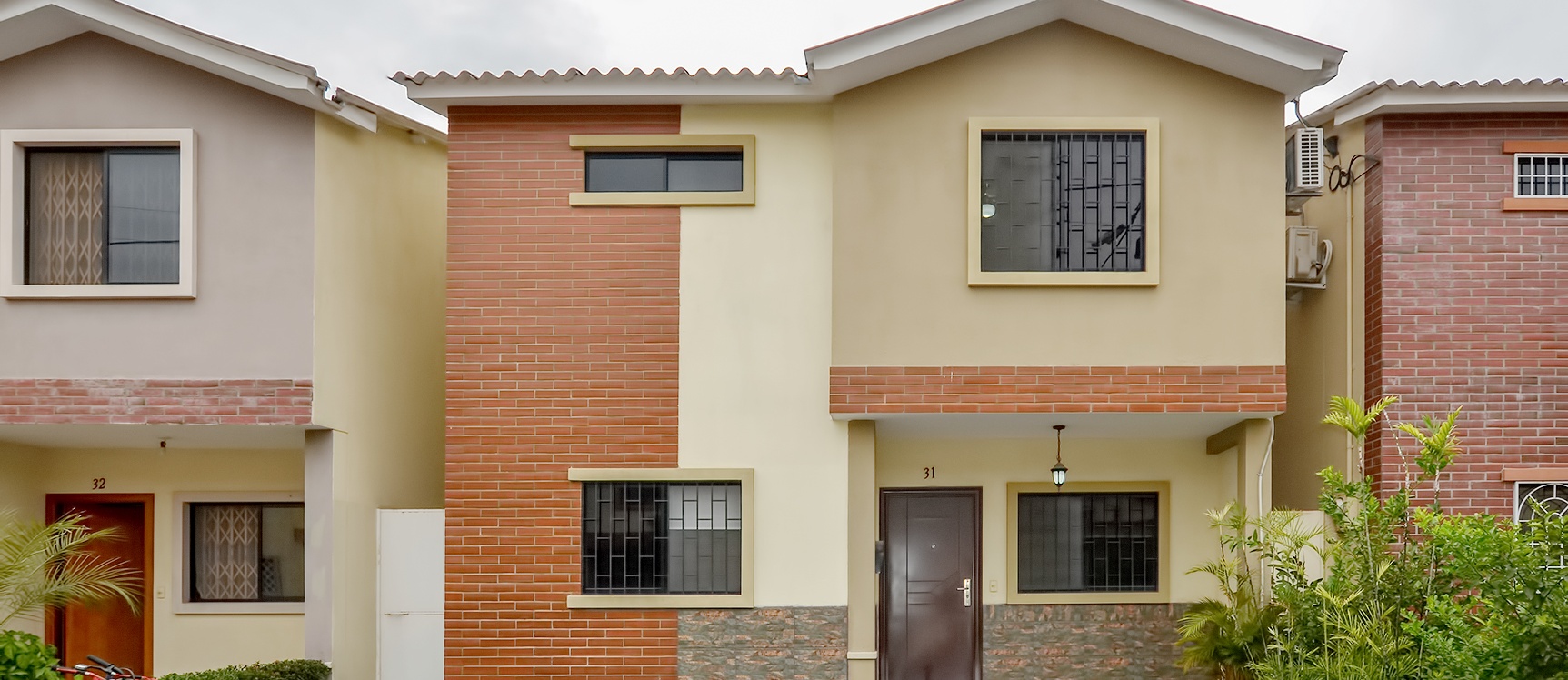 GeoBienes - Casa en venta en urbanización Milann sector Vía Salitre - Samborondón - Plusvalia Guayaquil Casas de venta y alquiler Inmobiliaria Ecuador