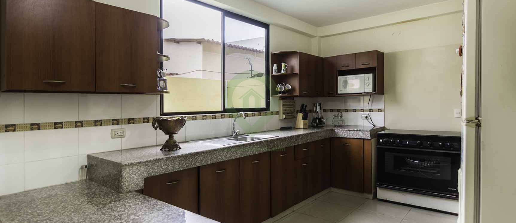 GeoBienes - Casa en venta en Urbanización Milann vía a Samborondón - Plusvalia Guayaquil Casas de venta y alquiler Inmobiliaria Ecuador