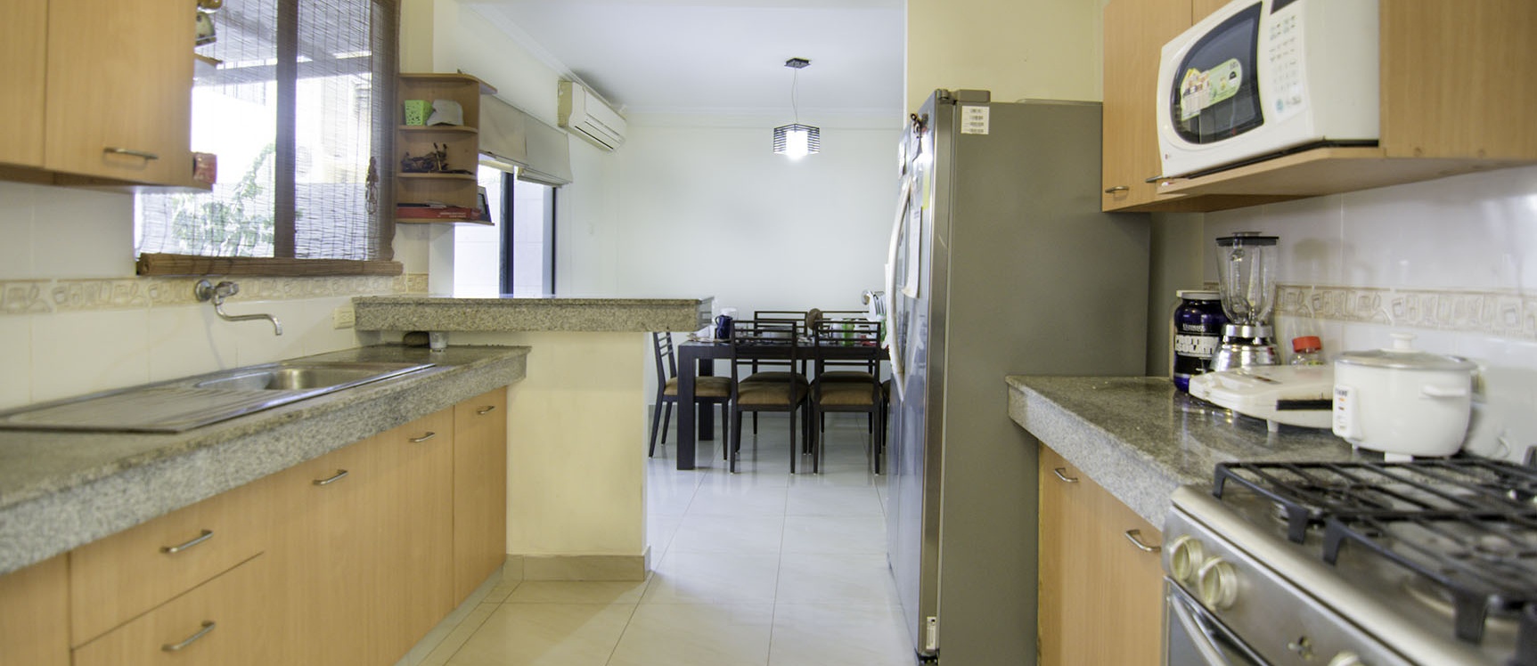 GeoBienes - Casa en venta en Urbanización Milann vía a Samborondón - Plusvalia Guayaquil Casas de venta y alquiler Inmobiliaria Ecuador GeoBienes - Casa en venta en Urbanización Milann vía a Samborondón - Plusvalia Guayaquil Casas de venta y alquiler Inmobiliaria Ecuador