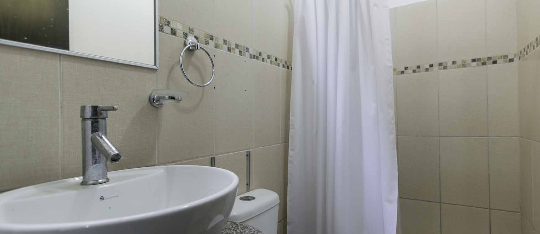 Casa en venta en Urbanización Milann vía a Samborondón GeoBienes - Casa en venta en Urbanización Milann vía a Samborondón - Plusvalia Guayaquil Casas de venta y alquiler Inmobiliaria Ecuador