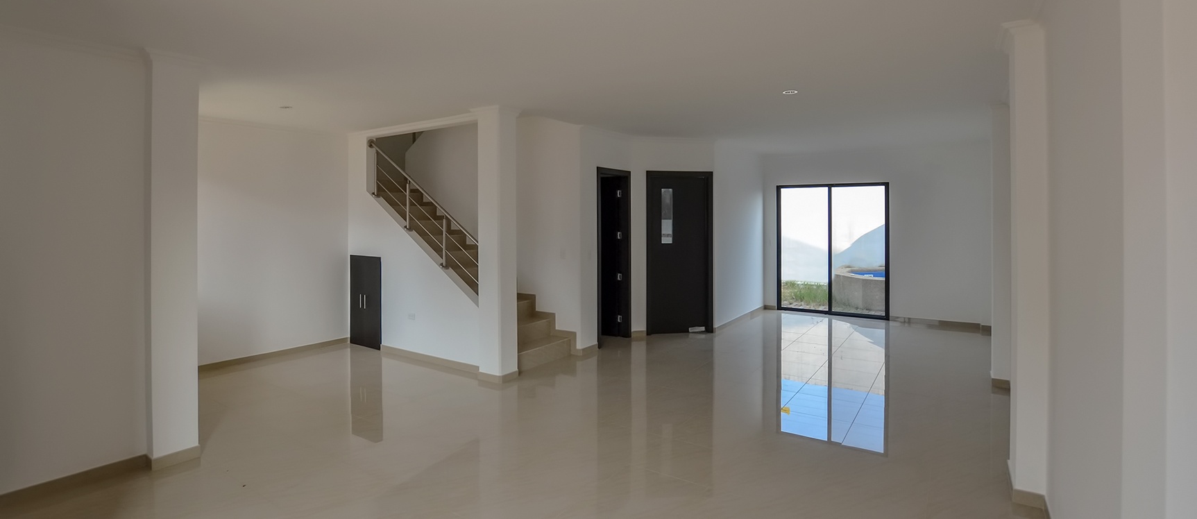 GeoBienes - Casa en venta en urbanización Napoli vía a Samborondón - Plusvalia Guayaquil Casas de venta y alquiler Inmobiliaria Ecuador