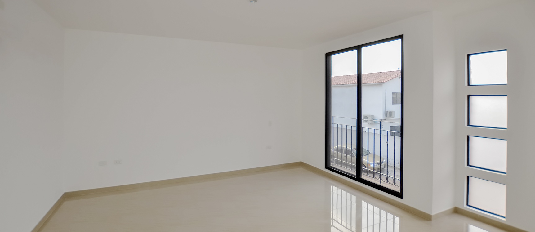 Casa en venta en urbanización Napoli sector vía a Samborondón GeoBienes - Casa en venta en urbanización Napoli vía a Samborondón - Plusvalia Guayaquil Casas de venta y alquiler Inmobiliaria Ecuador