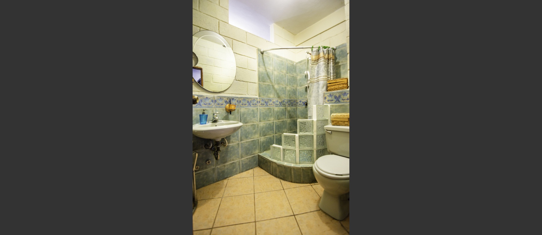 Casa en venta en urbanización Puerto Azul, Vía a la Costa GeoBienes - Casa en venta en urbanización Puerto Azul, Vía a la Costa - Plusvalia Guayaquil Casas de venta y alquiler Inmobiliaria Ecuador