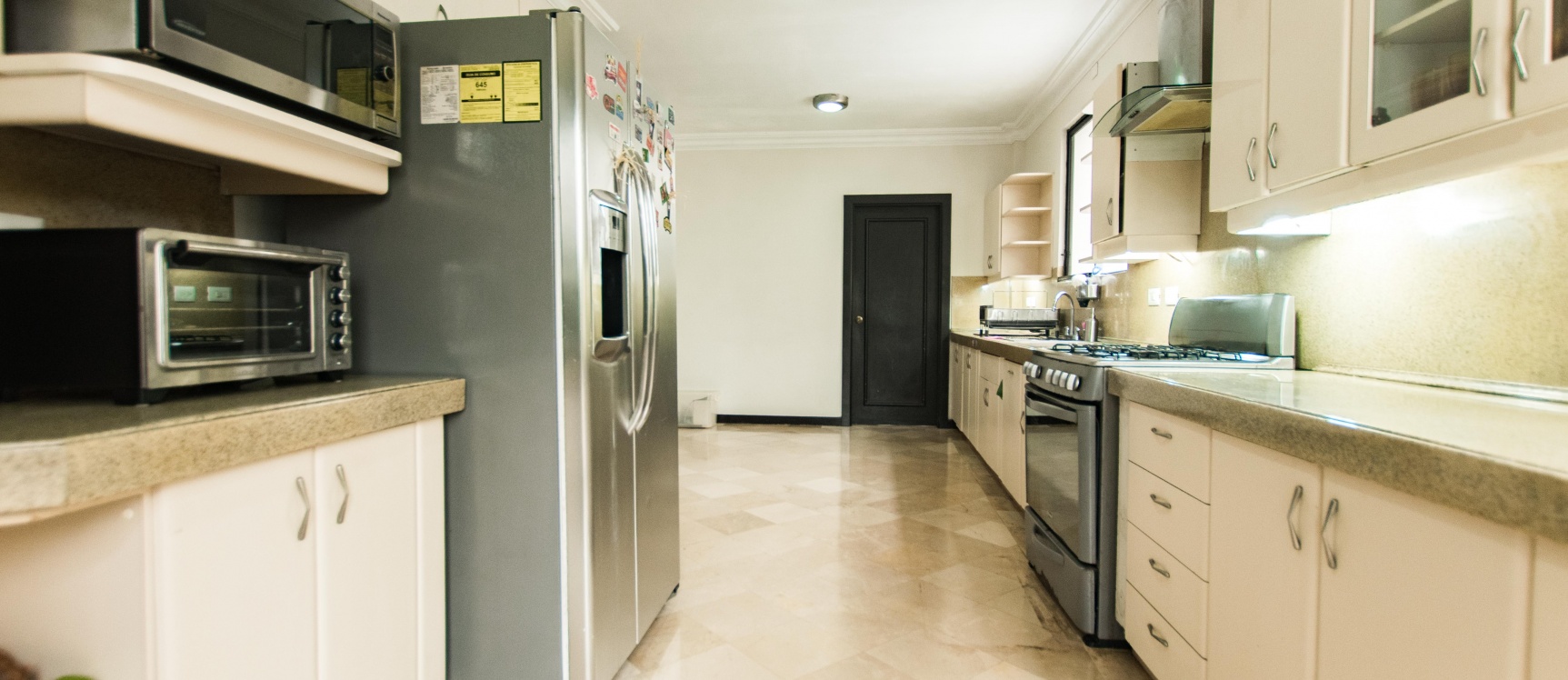 Casa en venta en Urbanización Vista al Parque, Samborondón GeoBienes - Casa en venta en Samborondón - Plusvalia Guayaquil Casas de venta y alquiler Inmobiliaria Ecuador