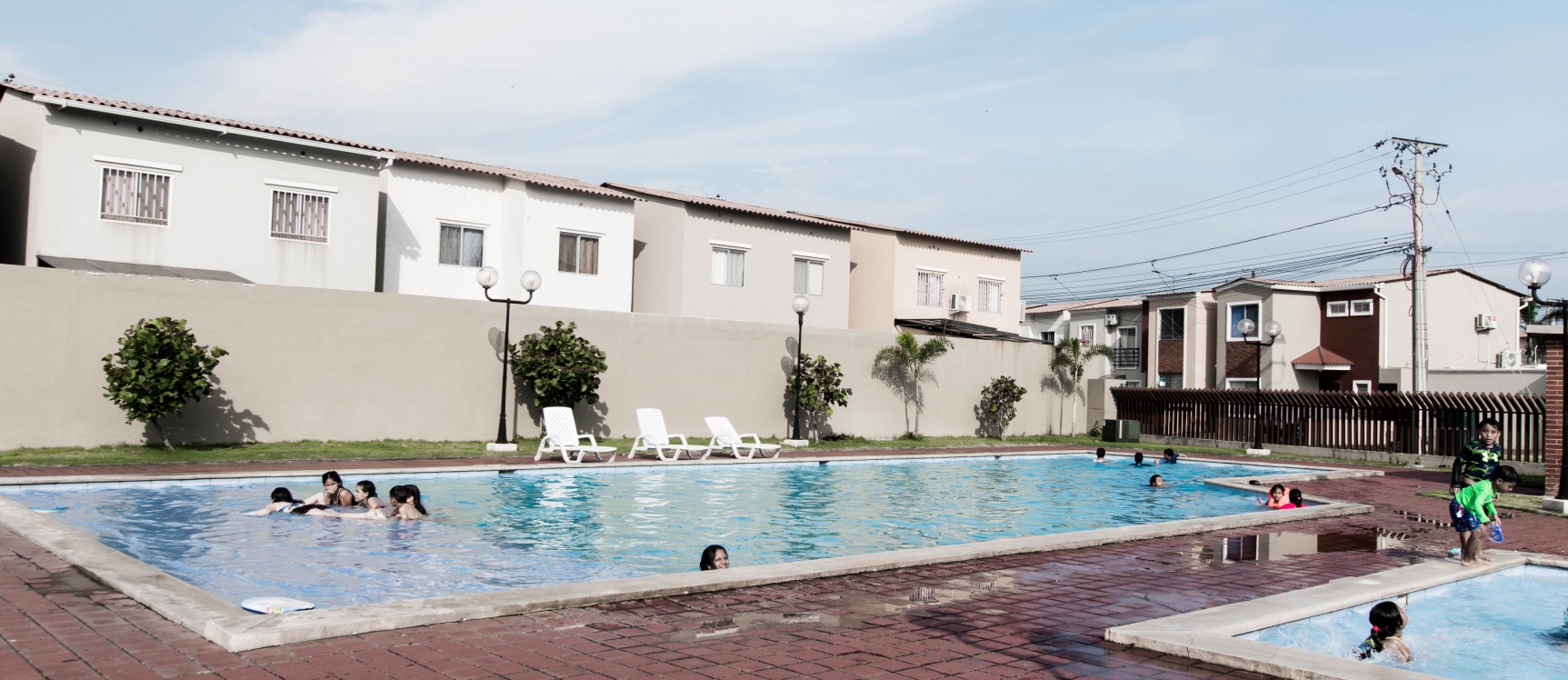 Casa en venta en Villa Italia, via Daule GeoBienes - Casa en venta en Villa Italia, via Daule - Plusvalia Guayaquil Casas de venta y alquiler Inmobiliaria Ecuador