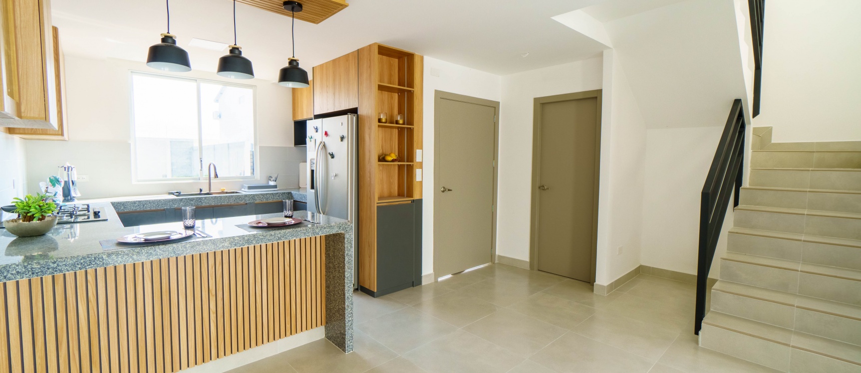 Casa en venta por estrenar con excelentes acabados en Urbanizacion Amalfi, Km 5.5 Vía la Aurora Salitre GeoBienes - Casa en venta por estrenar con excelentes acabados en Urbanizacion Amalfi, Km 5.5 Vía la Aurora Salitre - Plusvalia Guayaquil Casas de venta y alquiler Inmobiliaria Ecuador
