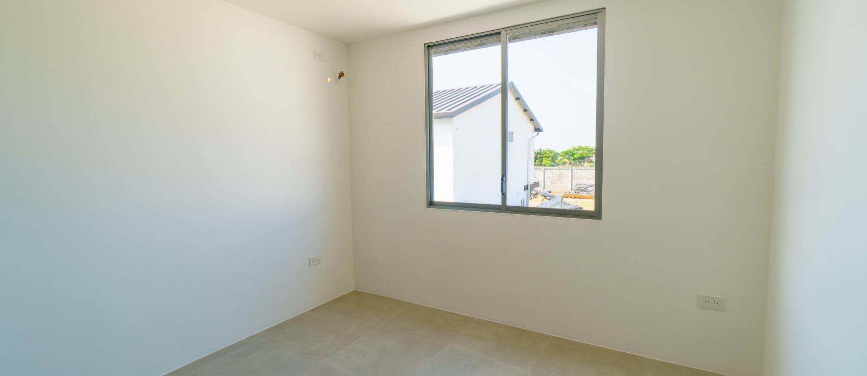 Casa en venta por estrenar con excelentes acabados en Urbanizacion Amalfi, Km 5.5 Vía la Aurora Salitre GeoBienes - Casa en venta por estrenar con excelentes acabados en Urbanizacion Amalfi, Km 5.5 Vía la Aurora Salitre - Plusvalia Guayaquil Casas de venta y alquiler Inmobiliaria Ecuador