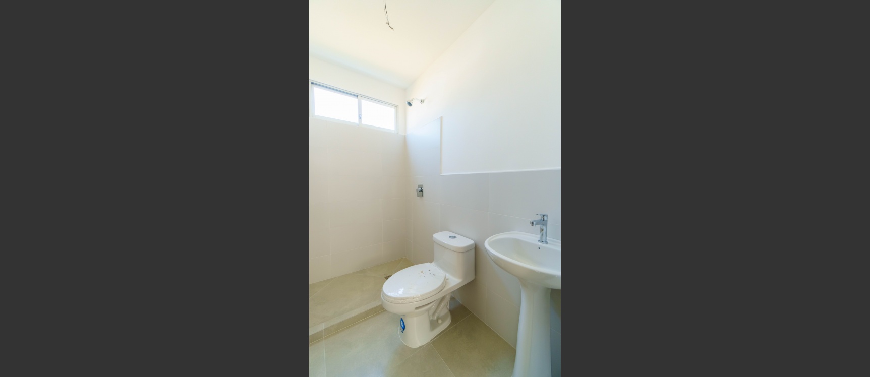 Casa en venta por estrenar con excelentes acabados en Urbanizacion Amalfi, Km 5.5 Vía la Aurora Salitre GeoBienes - Casa en venta por estrenar con excelentes acabados en Urbanizacion Amalfi, Km 5.5 Vía la Aurora Salitre - Plusvalia Guayaquil Casas de venta y alquiler Inmobiliaria Ecuador
