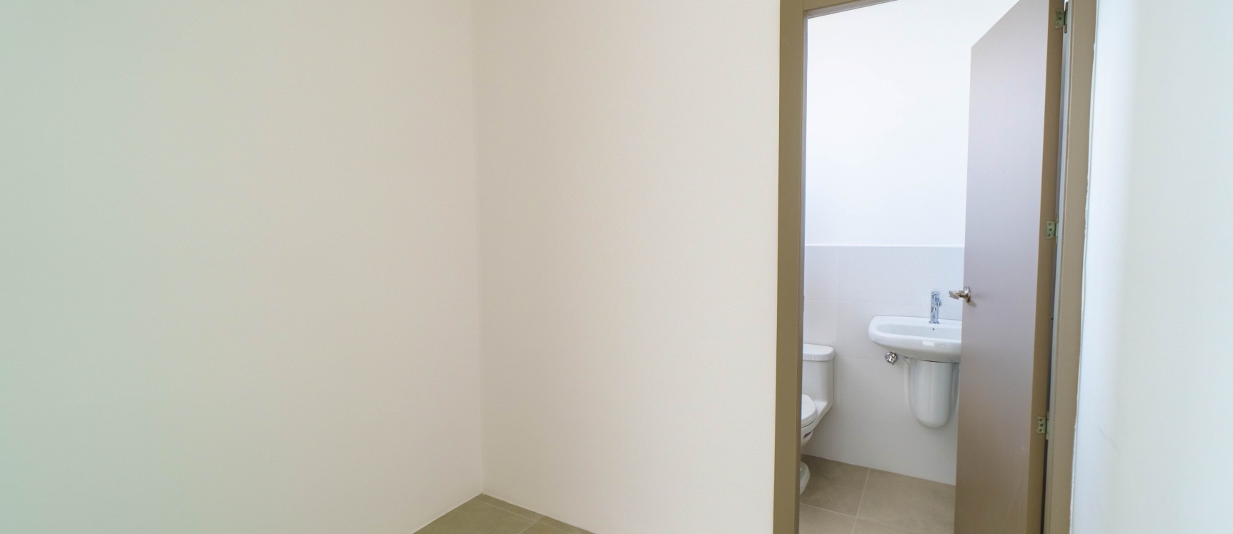 Casa en venta por estrenar con excelentes acabados en Urbanizacion Amalfi, Km 5.5 Vía la Aurora Salitre GeoBienes - Casa en venta por estrenar con excelentes acabados en Urbanizacion Amalfi, Km 5.5 Vía la Aurora Salitre - Plusvalia Guayaquil Casas de venta y alquiler Inmobiliaria Ecuador