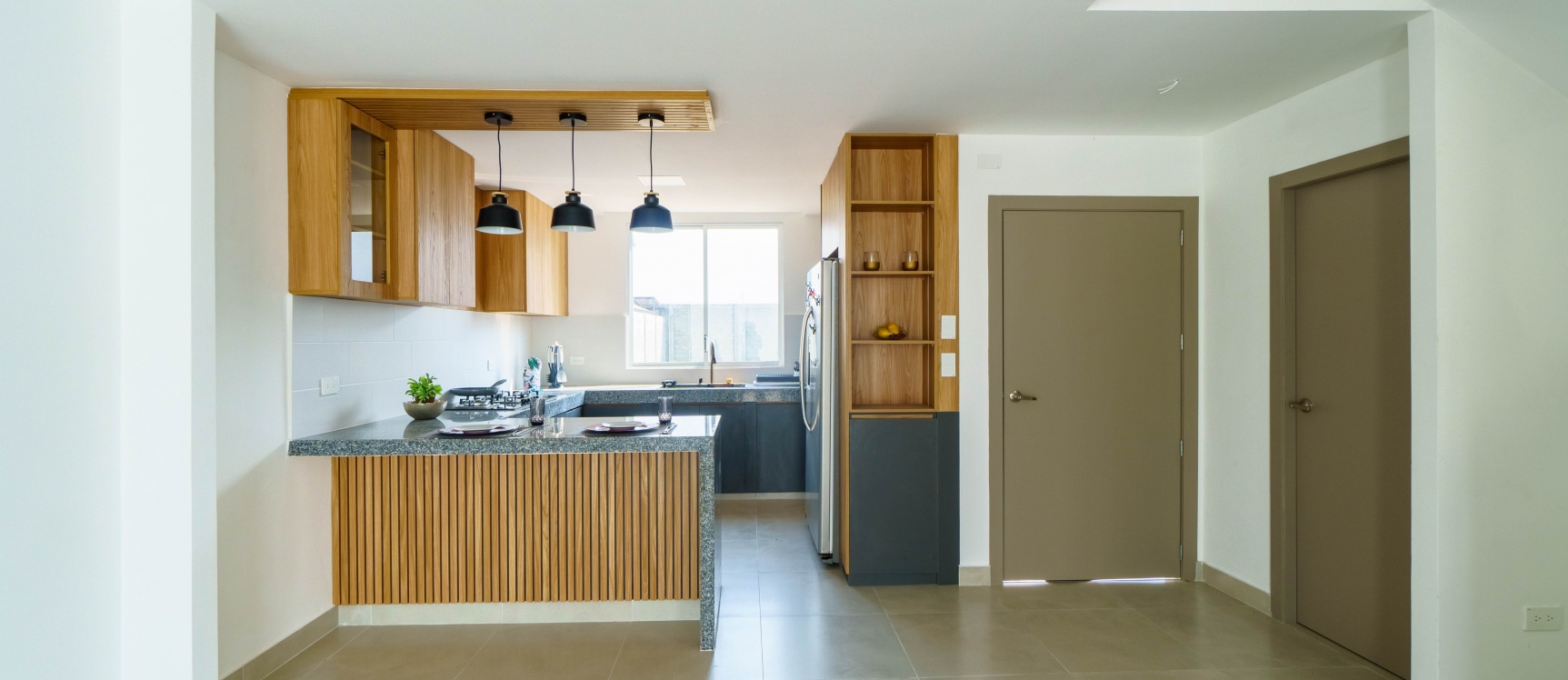 Casa en venta por estrenar con excelentes acabados en Urbanizacion Amalfi, Km 5.5 Vía la Aurora Salitre GeoBienes - Casa en venta por estrenar con excelentes acabados en Urbanizacion Amalfi, Km 5.5 Vía la Aurora Salitre - Plusvalia Guayaquil Casas de venta y alquiler Inmobiliaria Ecuador