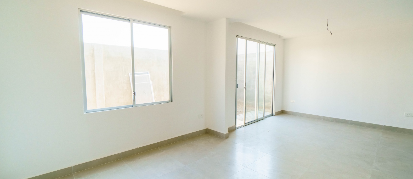 Casa en venta por estrenar con excelentes acabados en Urbanización Amalfi, Vía la Aurora Km 5.5 GeoBienes - Casa en venta por estrenar con excelentes acabados en Urbanización Amalfi, Vía la Aurora Km 5.5 - Plusvalia Guayaquil Casas de venta y alquiler Inmobiliaria Ecuador