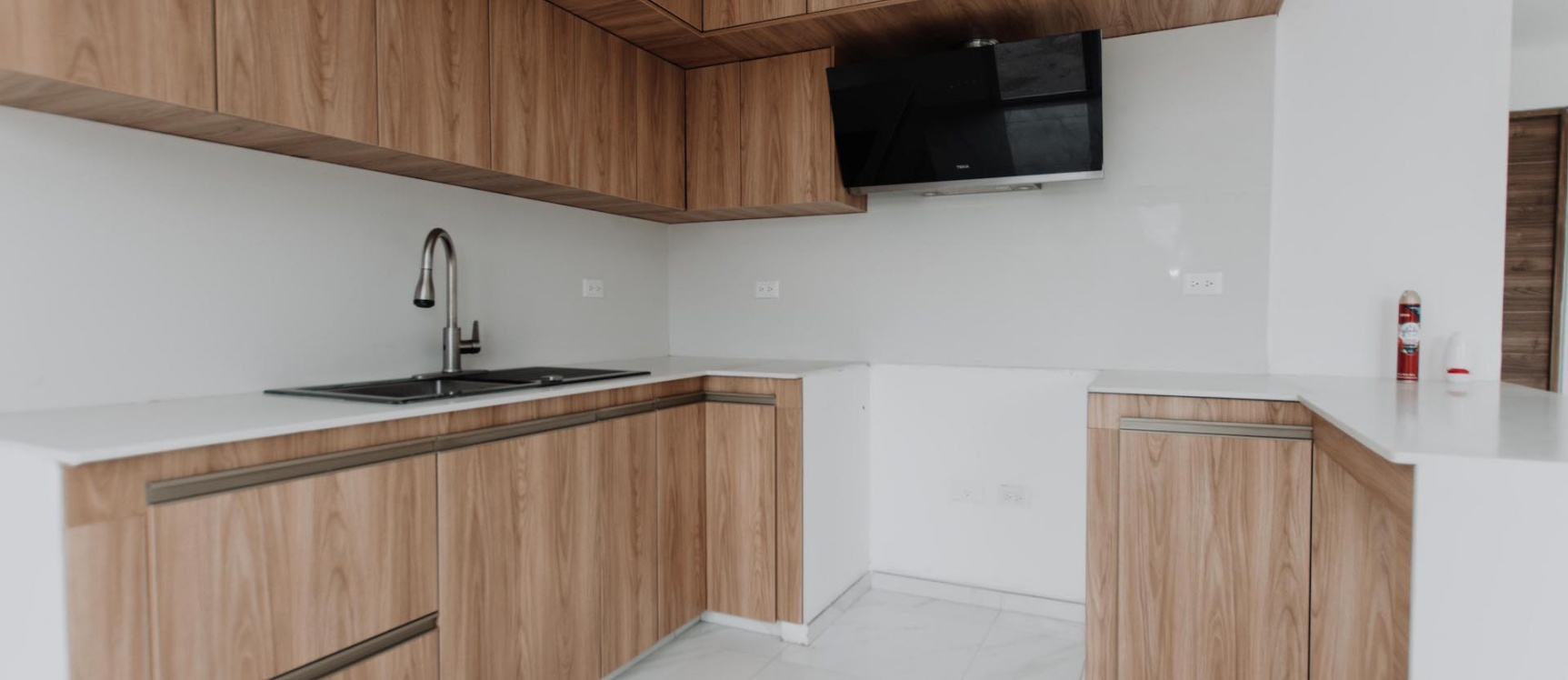 Casa en venta por estrenar en Urbanización Villa del Rey etapa Princesa Kate GeoBienes - Casa en venta por estrenar en Urbanización Villa del Rey etapa Princesa Kate - Plusvalia Guayaquil Casas de venta y alquiler Inmobiliaria Ecuador