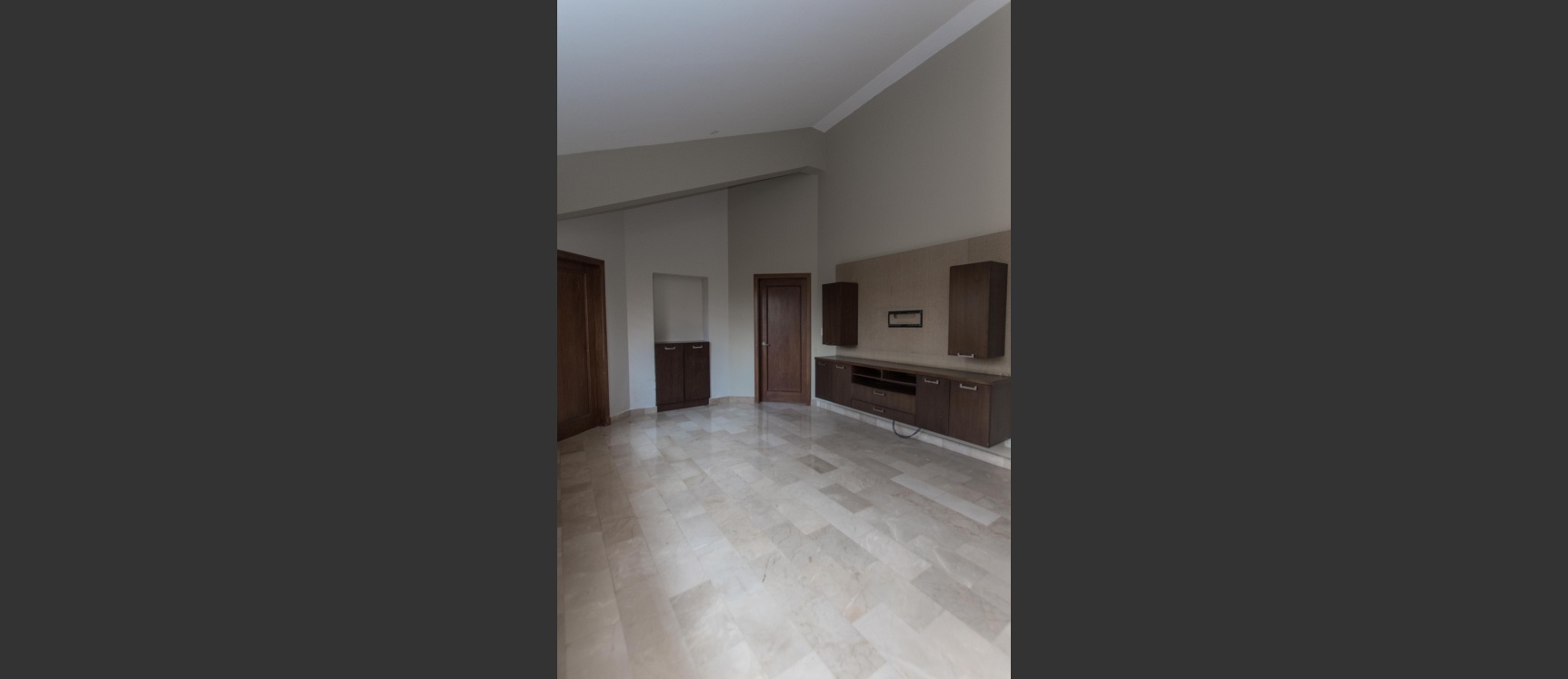 Casa en venta remodelada en la Urb. Villanueva, Km 1, Vía Samborondón GeoBienes - Casa en venta remodelada en la Urb. Villanueva, Km 1, Vía Samborondón - Plusvalia Guayaquil Casas de venta y alquiler Inmobiliaria Ecuador