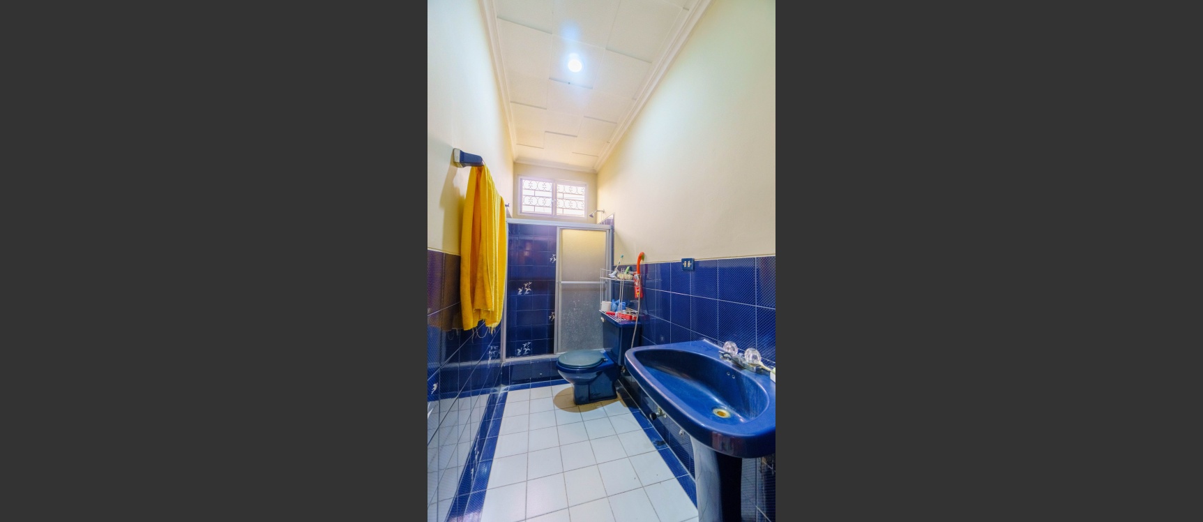 Casa en venta ubicada en Cdla del IESS, Sur de Guayaquil GeoBienes - Casa en venta ubicada en Cdla del IESS, Sur de Guayaquil - Plusvalia Guayaquil Casas de venta y alquiler Inmobiliaria Ecuador