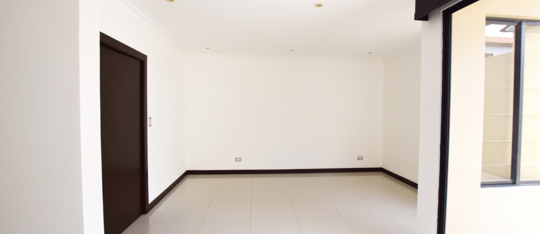 Casa en venta ubicada en Ciudad Celeste, Vía Samborondón GeoBienes - Casa en venta ubicada en Ciudad Celeste, Vía Samborondón - Plusvalia Guayaquil Casas de venta y alquiler Inmobiliaria Ecuador