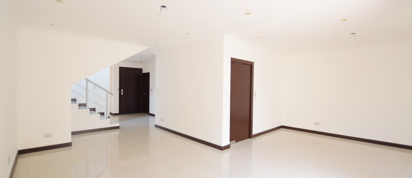 Casa en venta ubicada en Ciudad Celeste, Vía Samborondón GeoBienes - Casa en venta ubicada en Ciudad Celeste, Vía Samborondón - Plusvalia Guayaquil Casas de venta y alquiler Inmobiliaria Ecuador